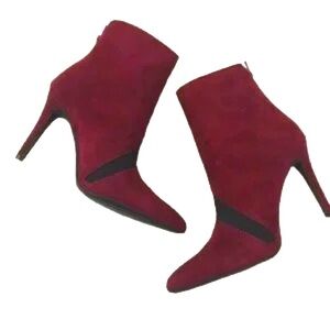 Nine West Fifer Suede Ankle Boots in Red & Black Size 6